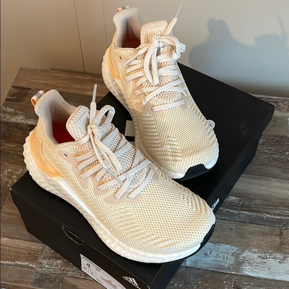 Adidas Alphaboost Sneakers Size 5.5